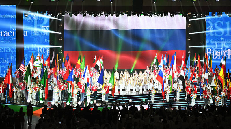 Сборная России со 111 золотыми медалями возглавляет общий зачет Игр БРИКС