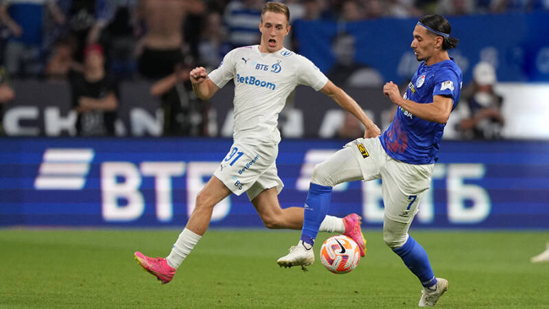 Московское &laquo;Динамо&raquo; победило &laquo;Факел&raquo; со счетом 3:1 в матче первого тура РПЛ